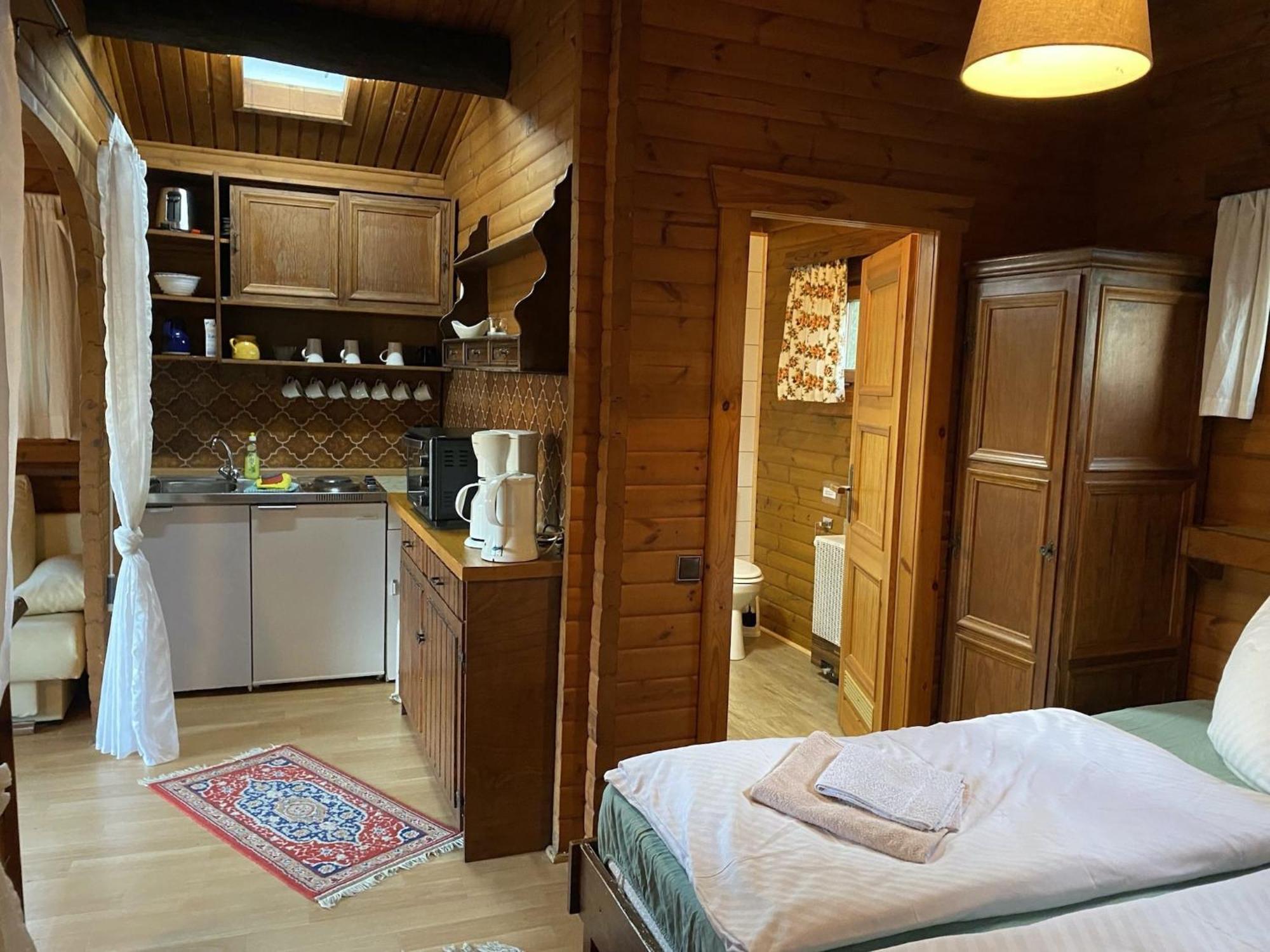 Cozy Holiday Home On A Horse Farm In The L Neburg Heath Eschede Exteriör bild